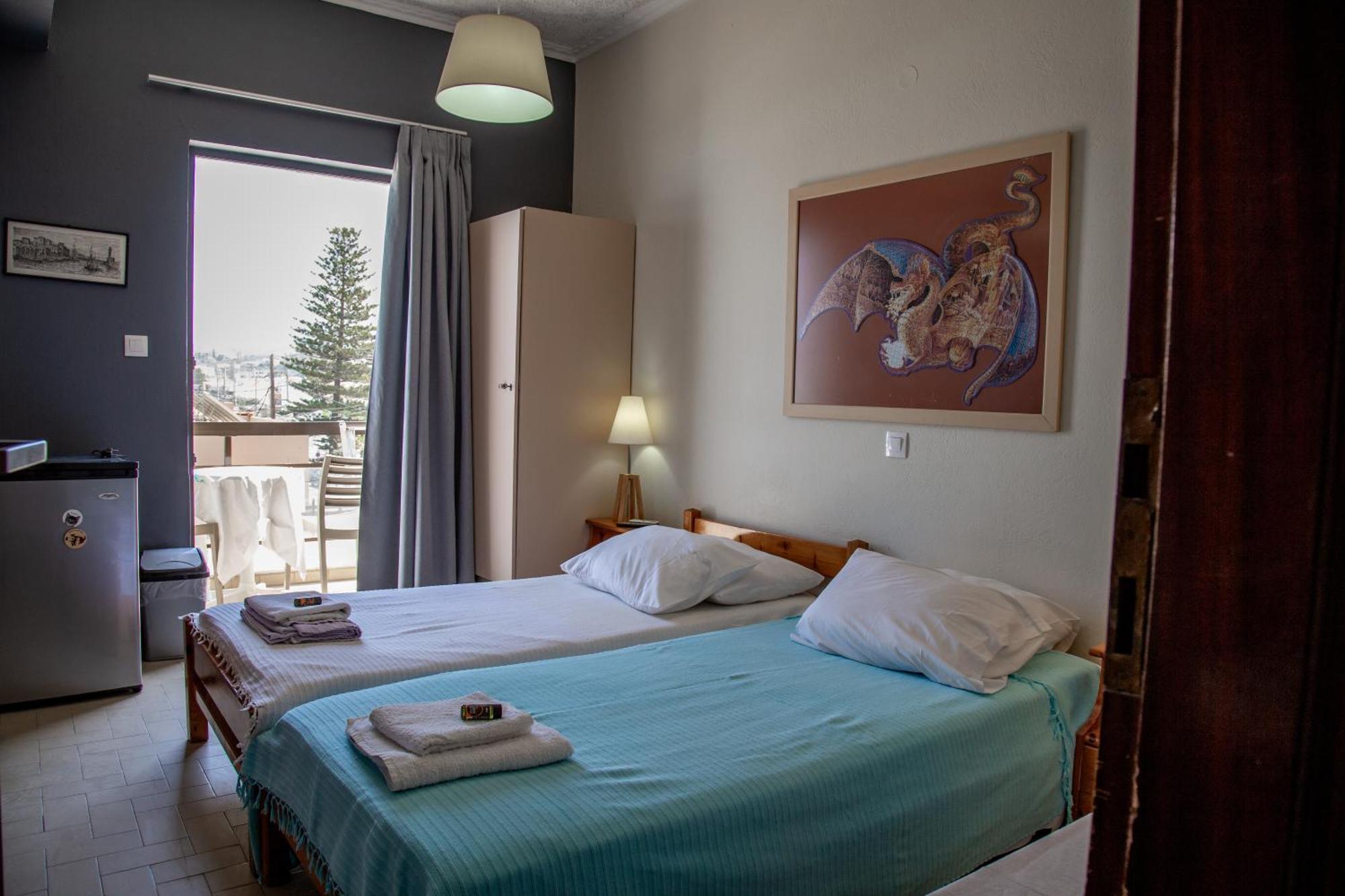 Nefeli Rooms Agia Marina Eksteriør billede