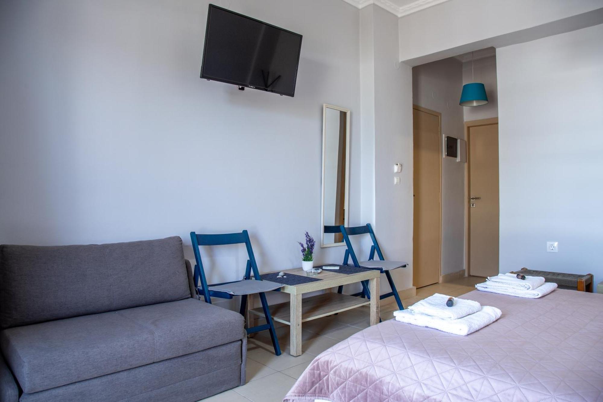 Nefeli Rooms Agia Marina Eksteriør billede