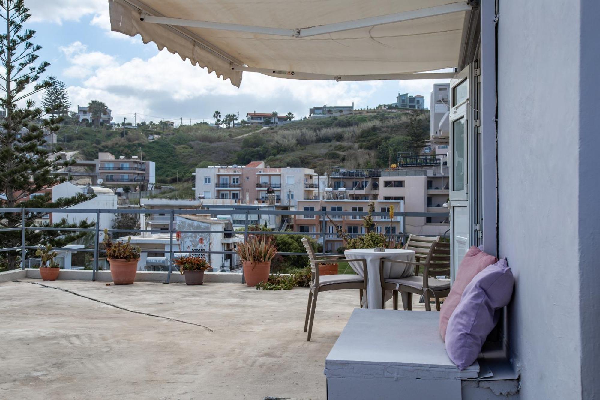 Nefeli Rooms Agia Marina Eksteriør billede