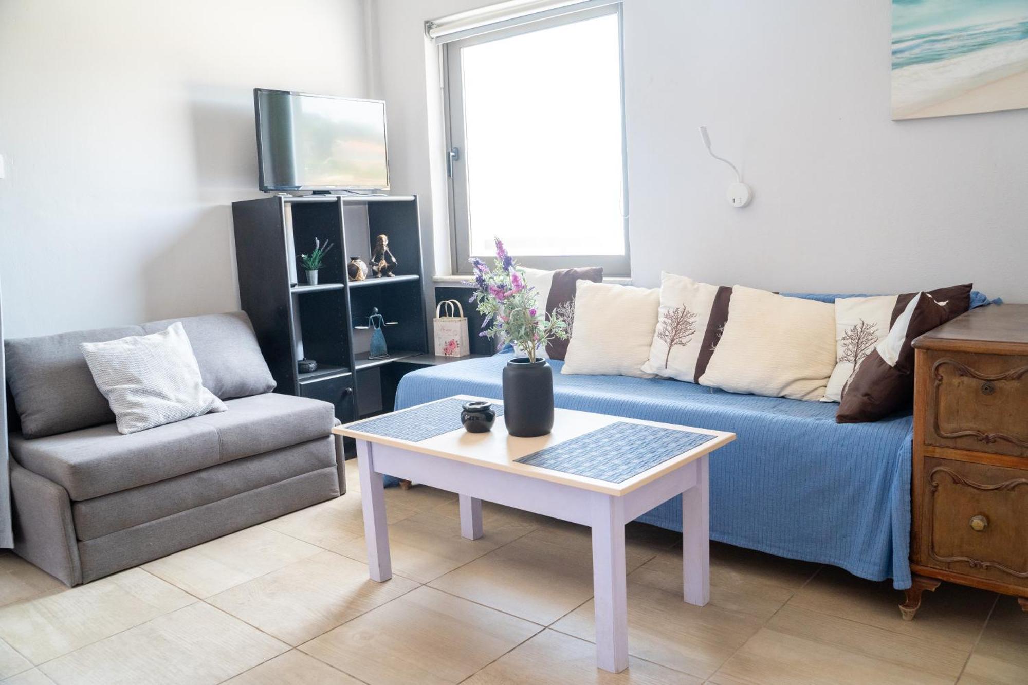 Nefeli Rooms Agia Marina Eksteriør billede