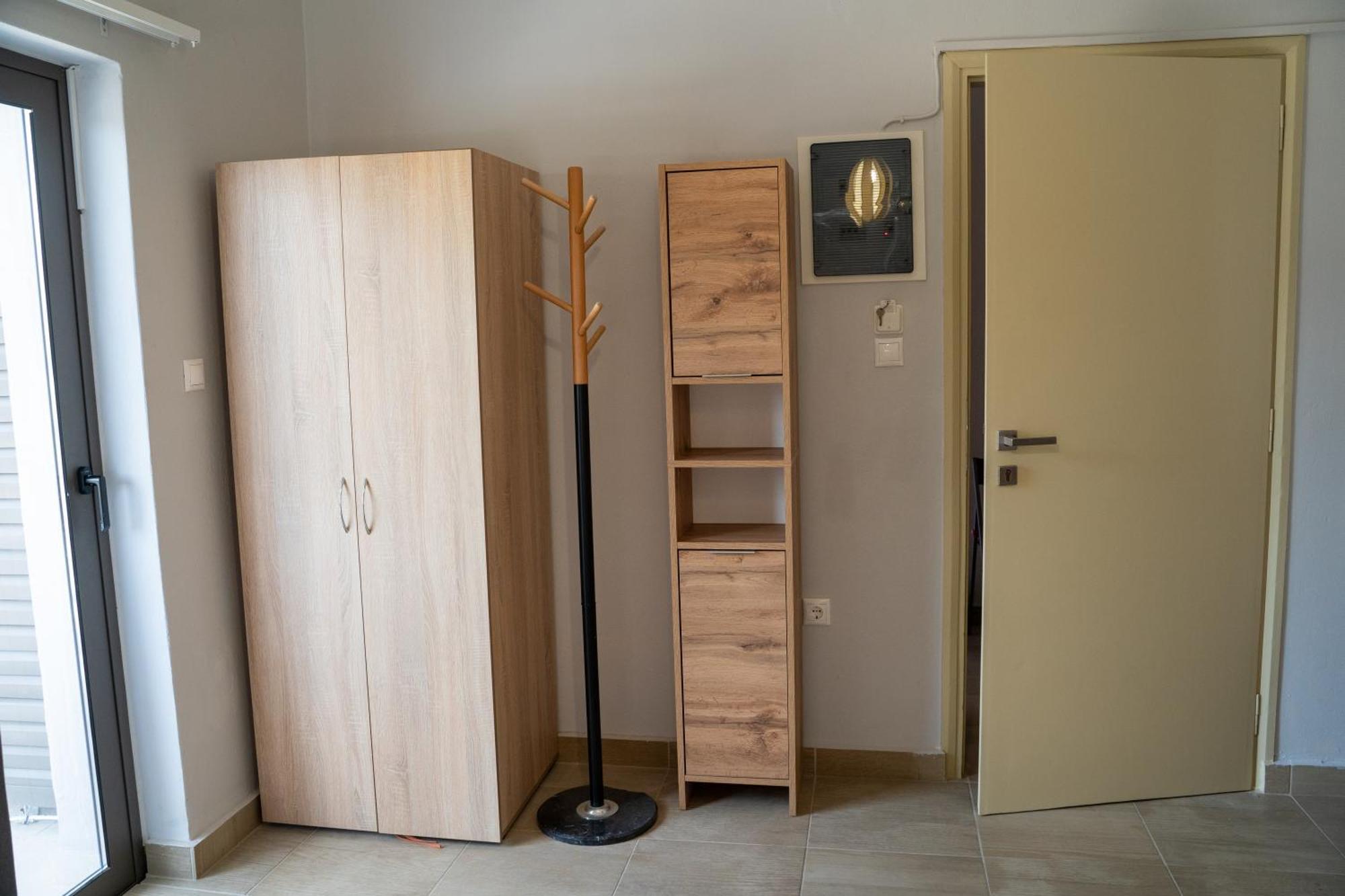 Nefeli Rooms Agia Marina Eksteriør billede