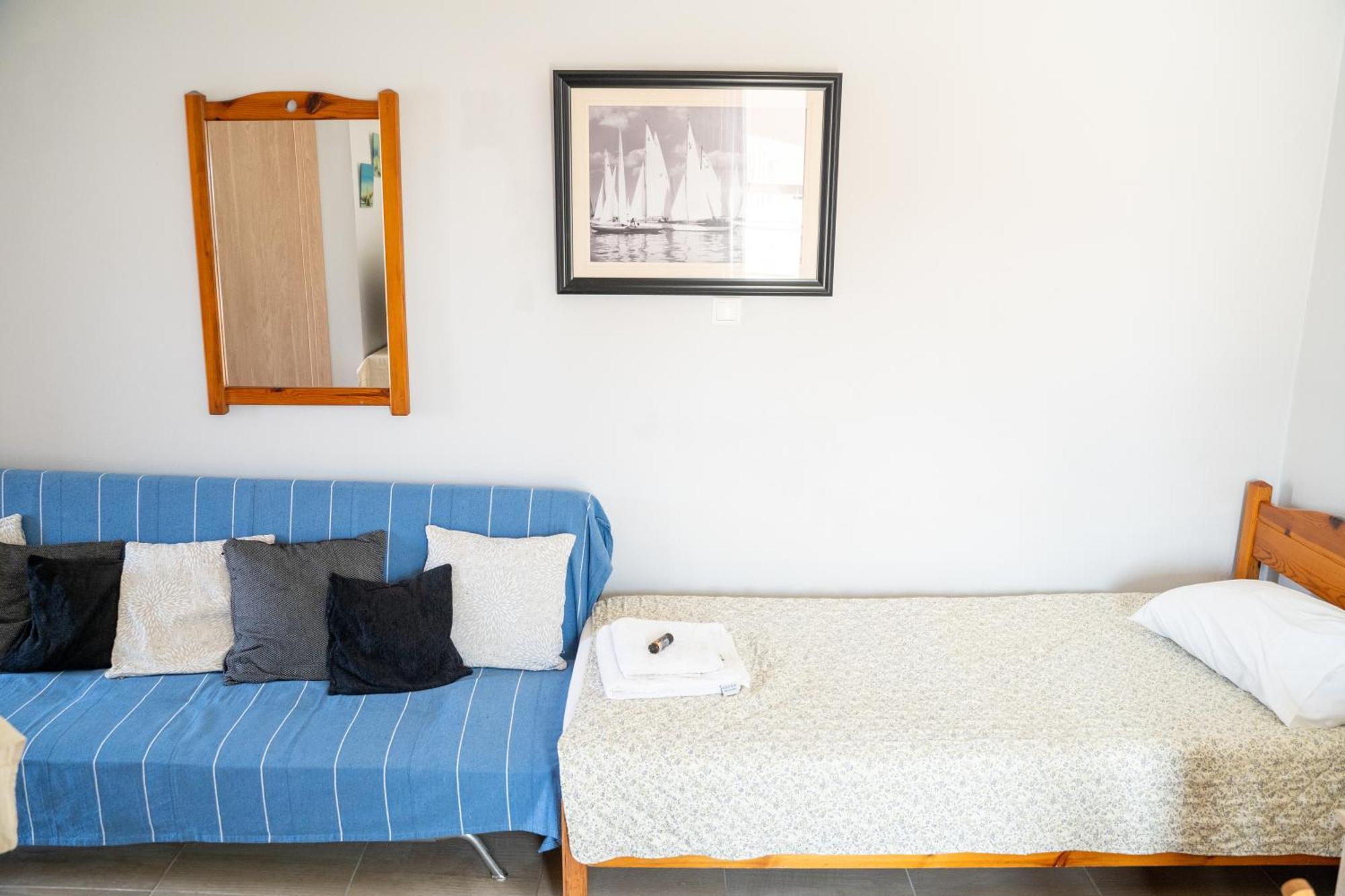 Nefeli Rooms Agia Marina Eksteriør billede